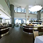 By Ihg Szálloda