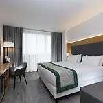 By Ihg 4* Nápoly