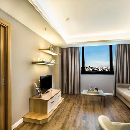 By Ihg Hotel
