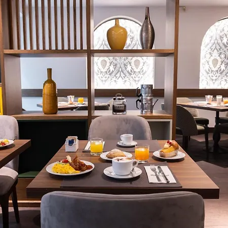By Ihg Hotel 4*