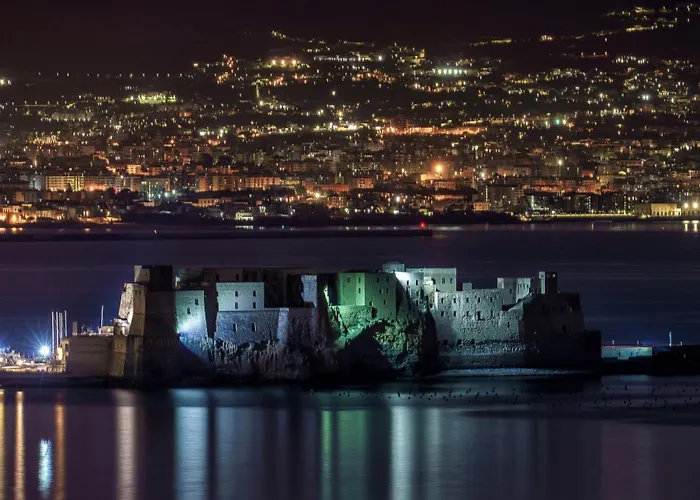 By Ihg Hotel Nápoles