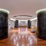 By Ihg Szálloda