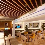 By Ihg 4*