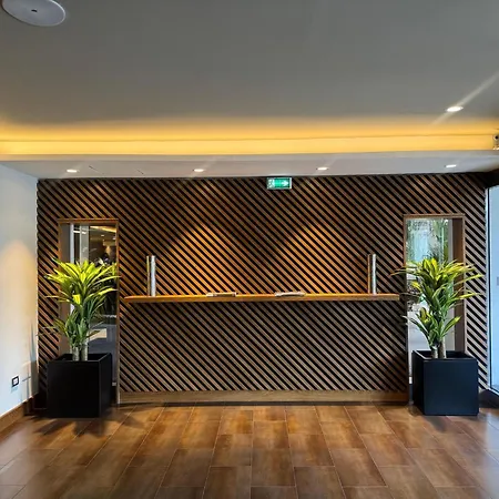 호텔 홀리데이 인