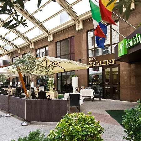 홀리데이 인 나폴리