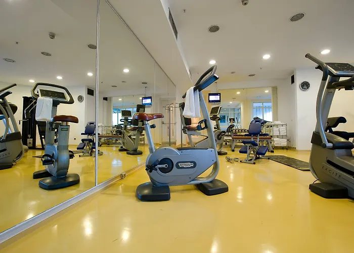 By Ihg Naples