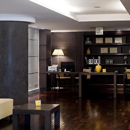 By Ihg 4* Naples