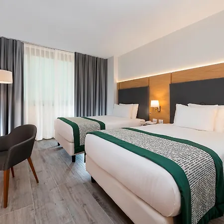 Hotel By Ihg Naples
