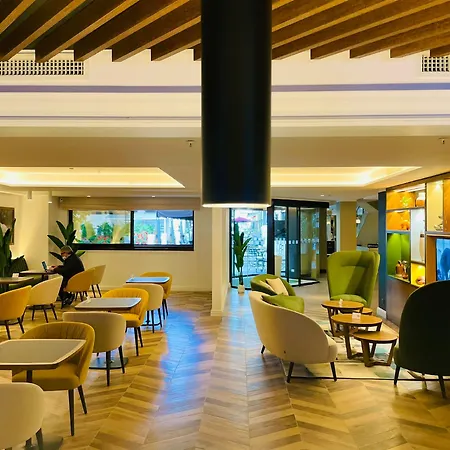 Hotel By Ihg Naples